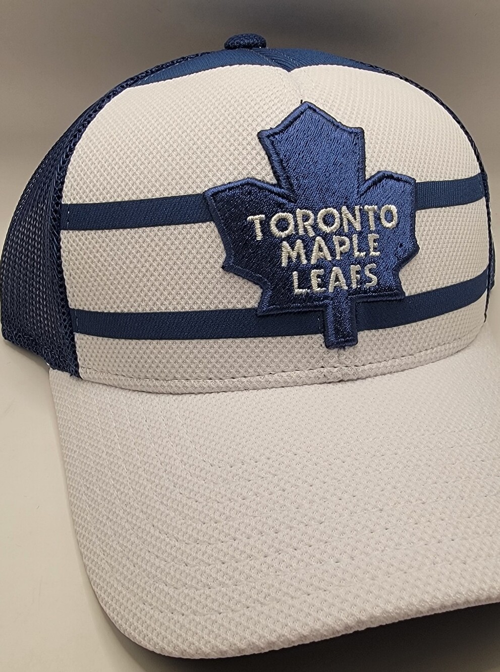 Reebok White and Navy Toronto Maple Leafs Mesh Cap